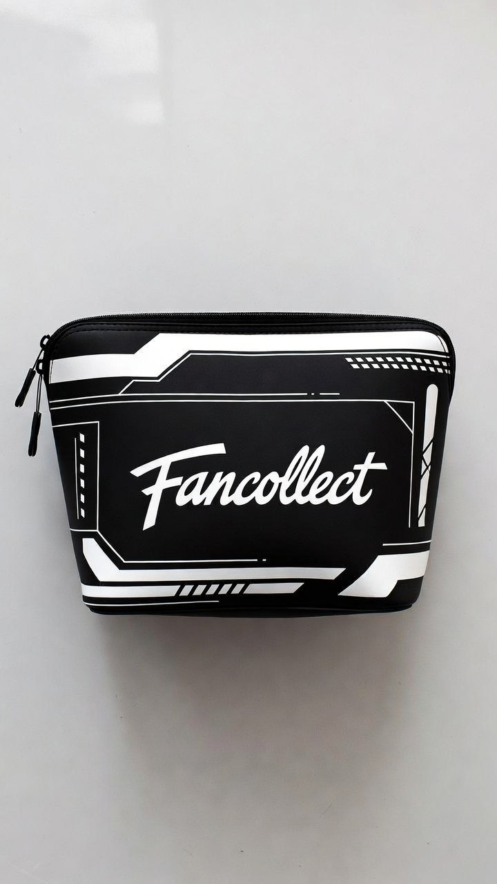 Cosmic Dreams Hoodie - Detail